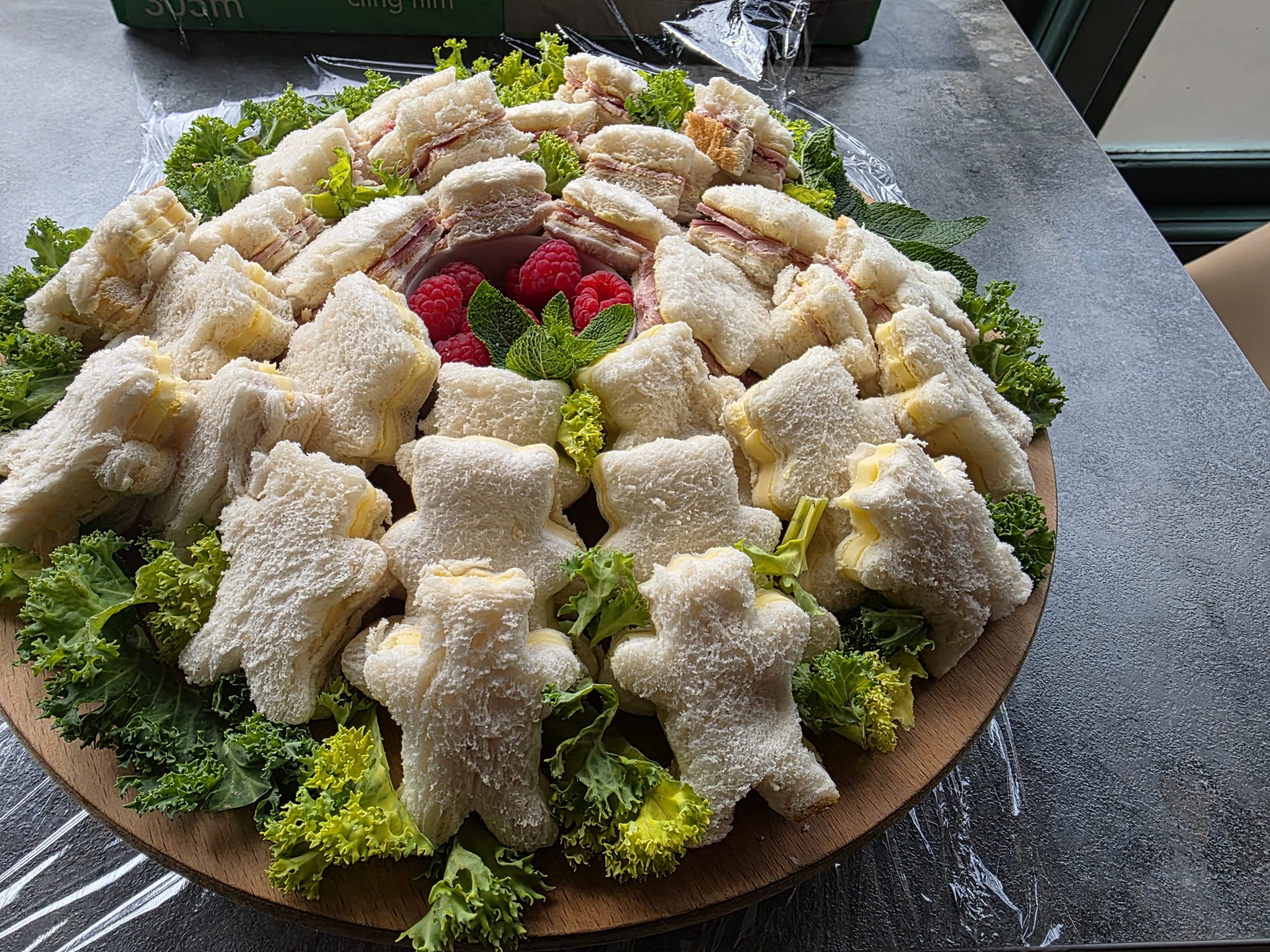 Star-shaped kids sandwiches